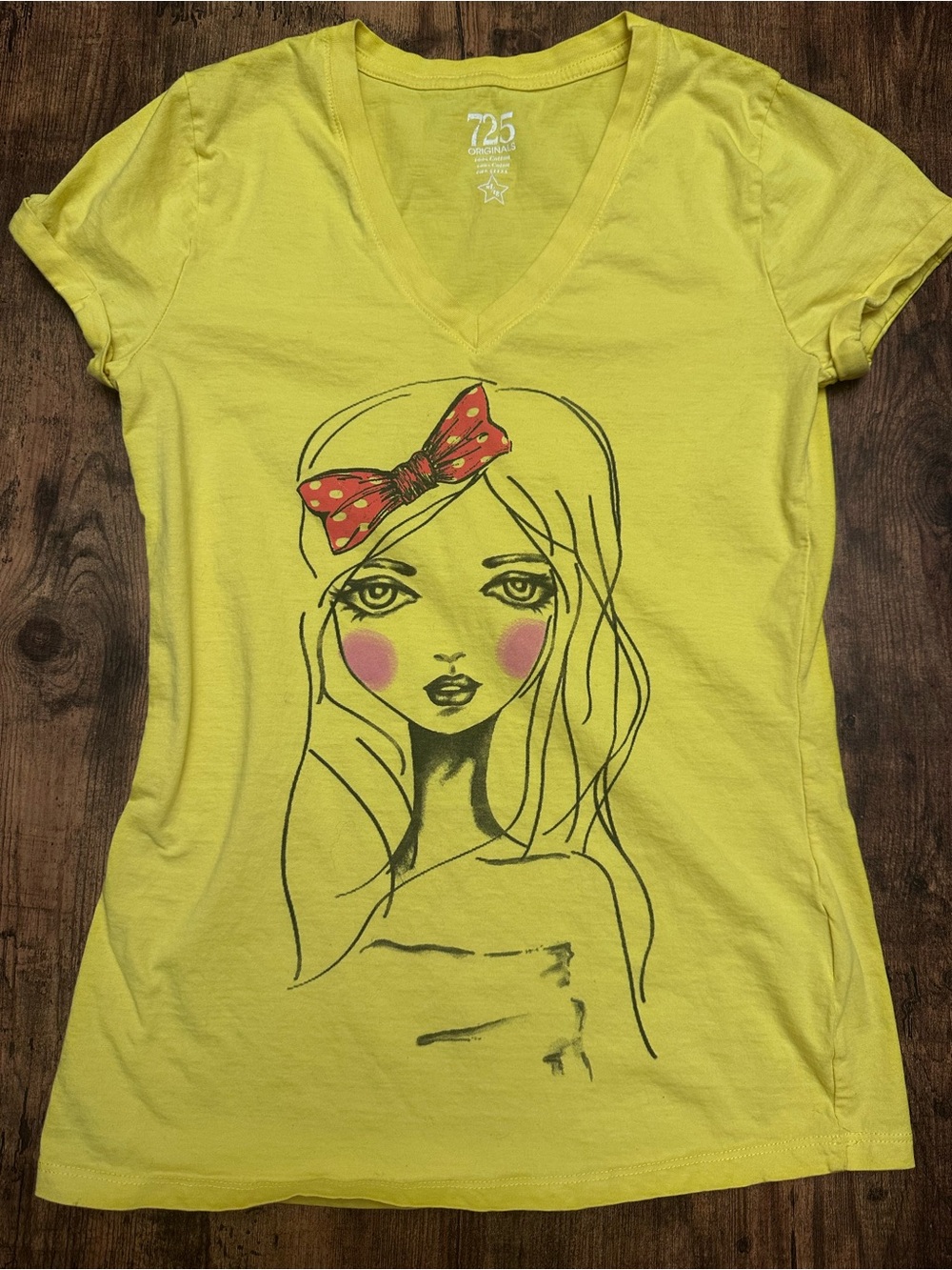 Girls Yellow V-Neck Graphic Tee with Red Bow Illustration XL
